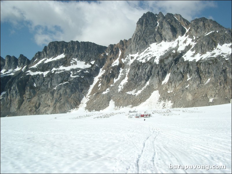 Dog sledding atop the Denver Glacier, Skagway.