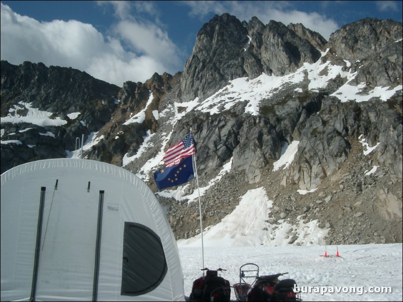 Dogsledding camp on the Denver Glacier, Skagway.