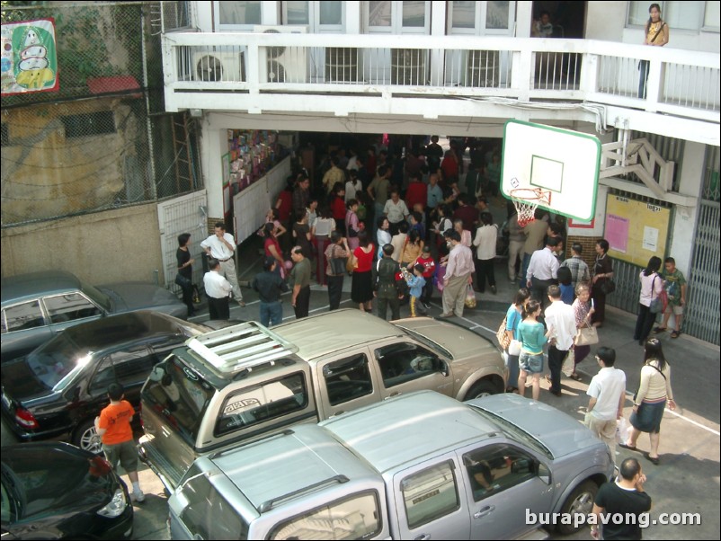 Maitrichit Chinese Baptist Church.