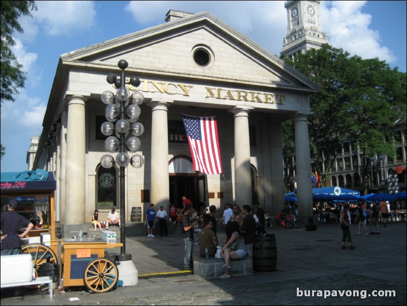 Quincy Market. Freedom Trail.