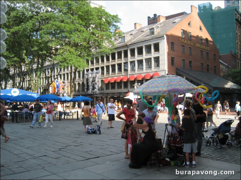 Quincy Market. Freedom Trail.