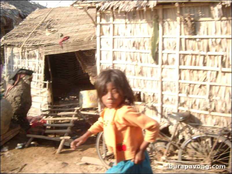 On the way to the floating village.