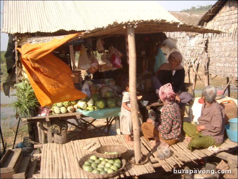 On the way to the floating village.