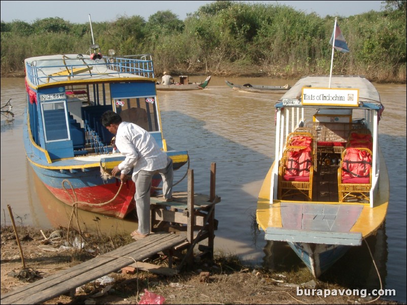 The floating village.