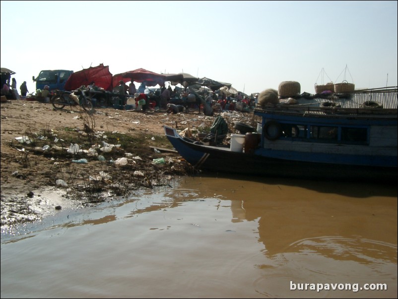 The floating village.