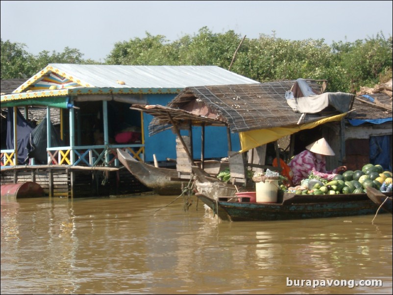 The floating village.