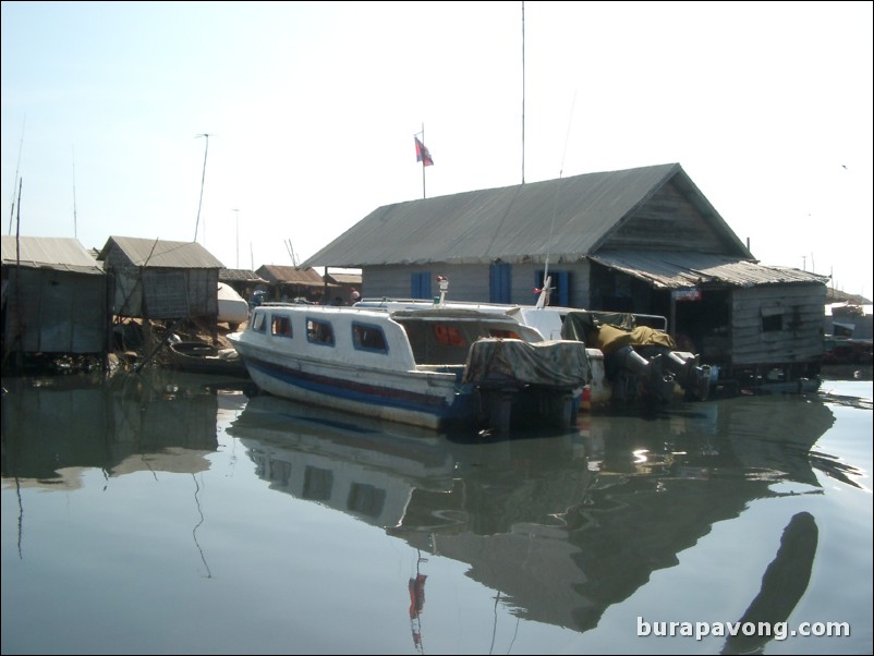 The floating village.