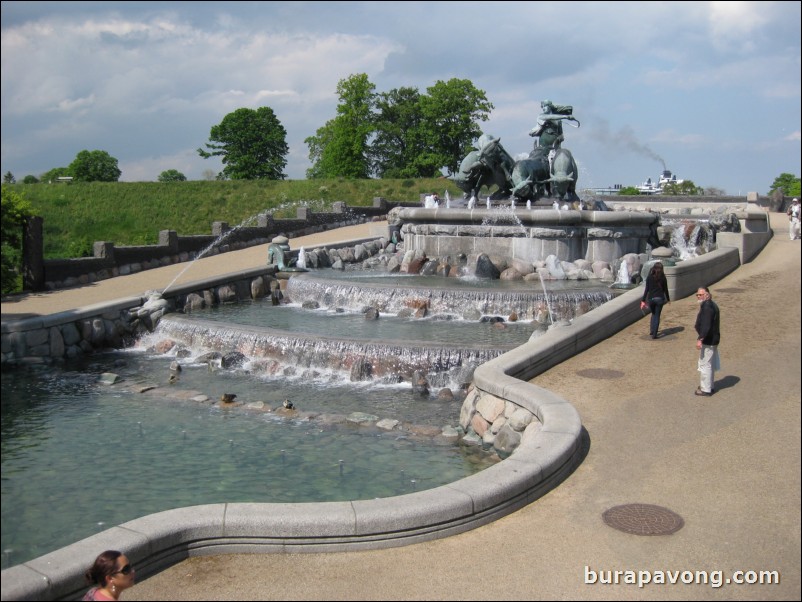 The Gefion Fountain, wishing well and Copenhagen's largest monument.