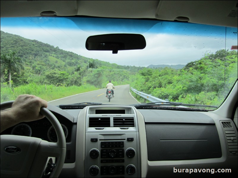 Heading up to Pico Isabel de Torres.