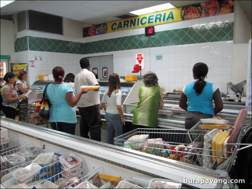 Supermercado Jose Luis.