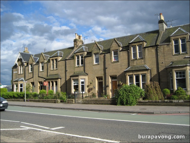 Random buildings on Glasgow Rd.