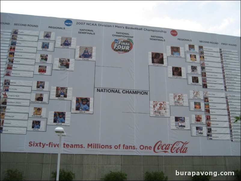 Giant bracket outside the Georgia World Congress Center.