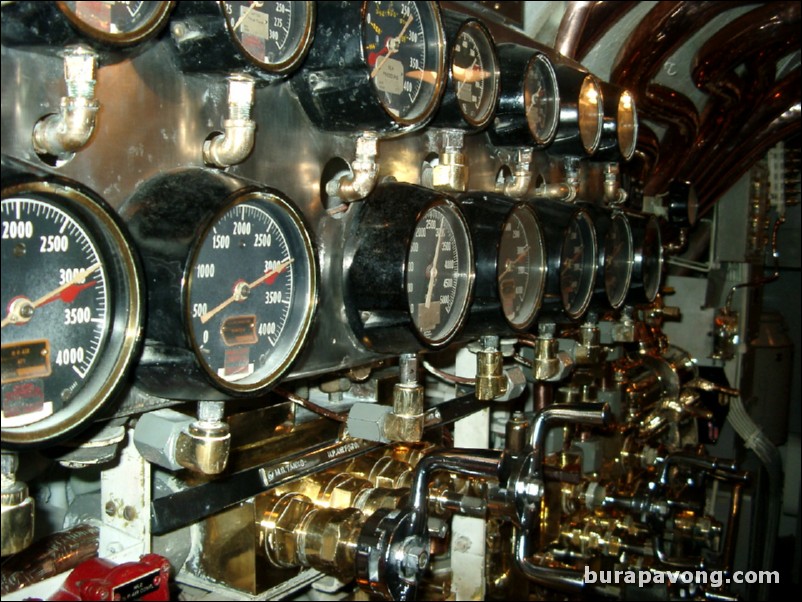 Inside U.S.S. Bowfin.