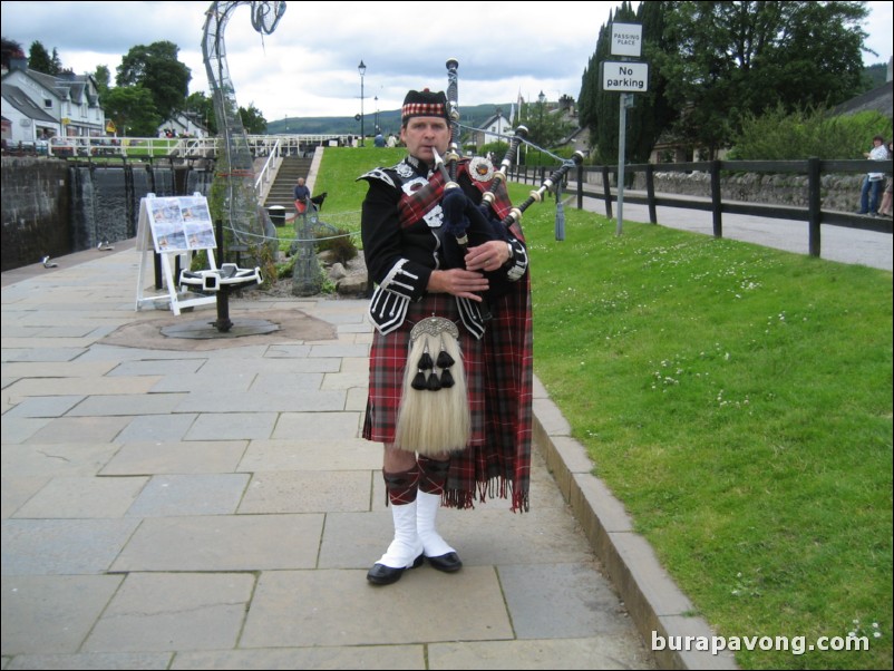 Spud the Piper (www.spudthepiper.co.uk).