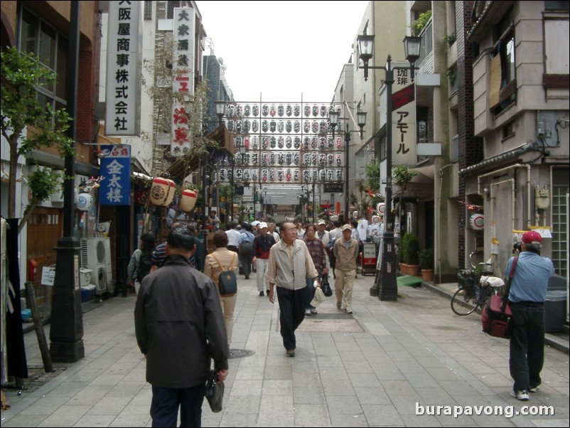 Sanja Matsuri (Festival of Asakusa Shrine).