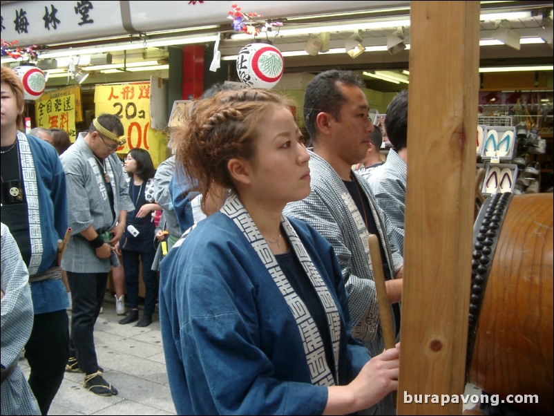 Sanja Matsuri (Festival of Asakusa Shrine).