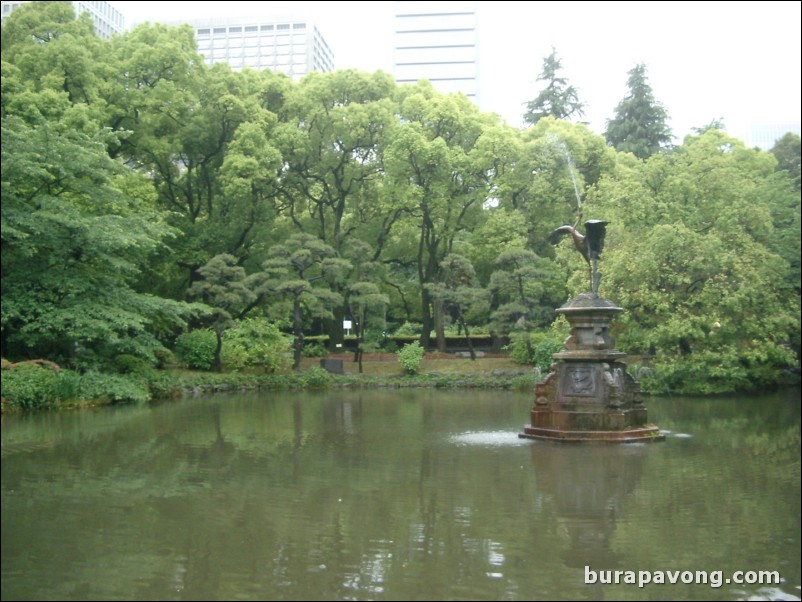 Hibiya-koen (Hibiya Park).