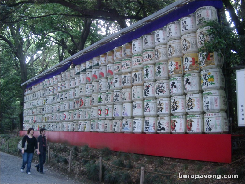 Meiji-jingu (Meiji Shrine).