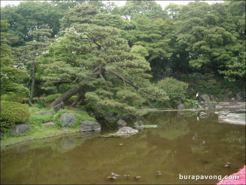 Higashi-gyoen (Imperial Palace East Garden).