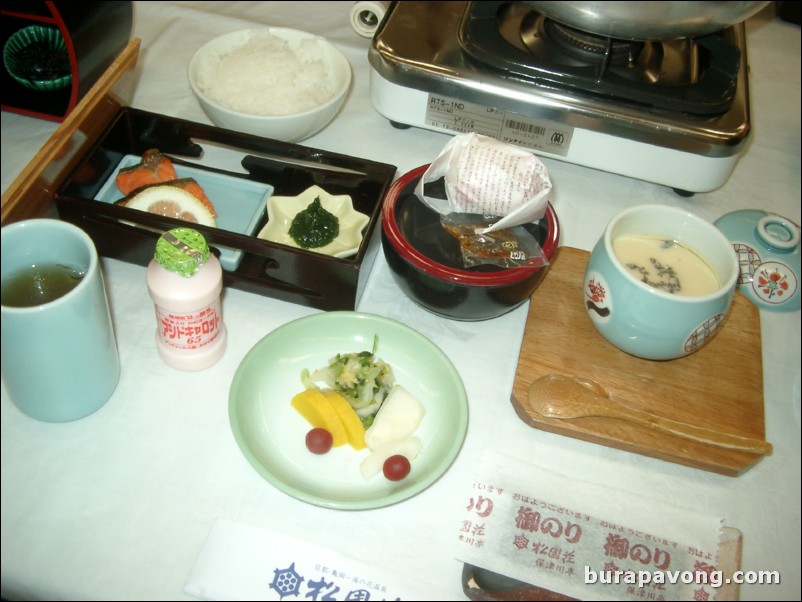 Traditional breakfast. Shouenso Ryokan, Kameoka.