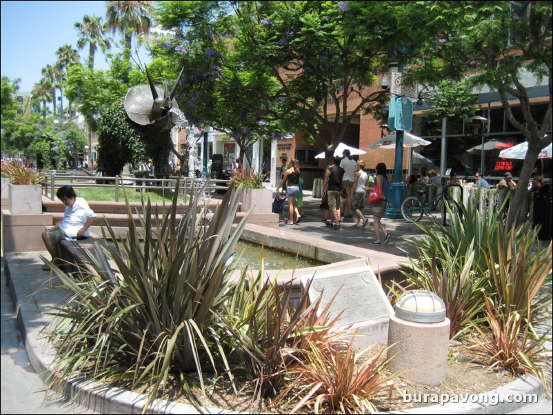 Third Street Promenade in Santa Monica, West L.A.