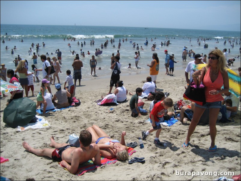 Beach at Santa Monica Pier.