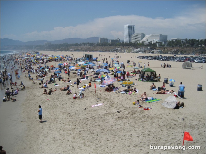 Beach at Santa Monica Pier.