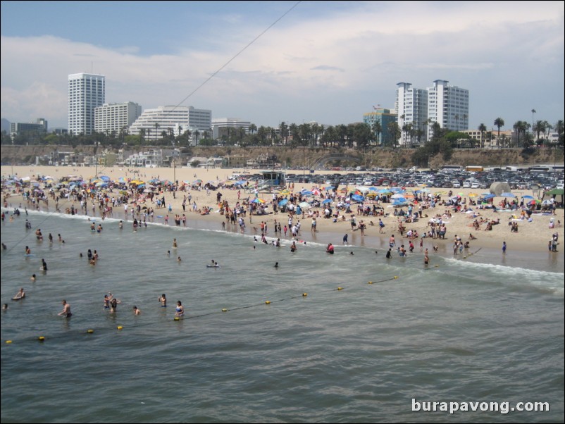 Beach at Santa Monica Pier.