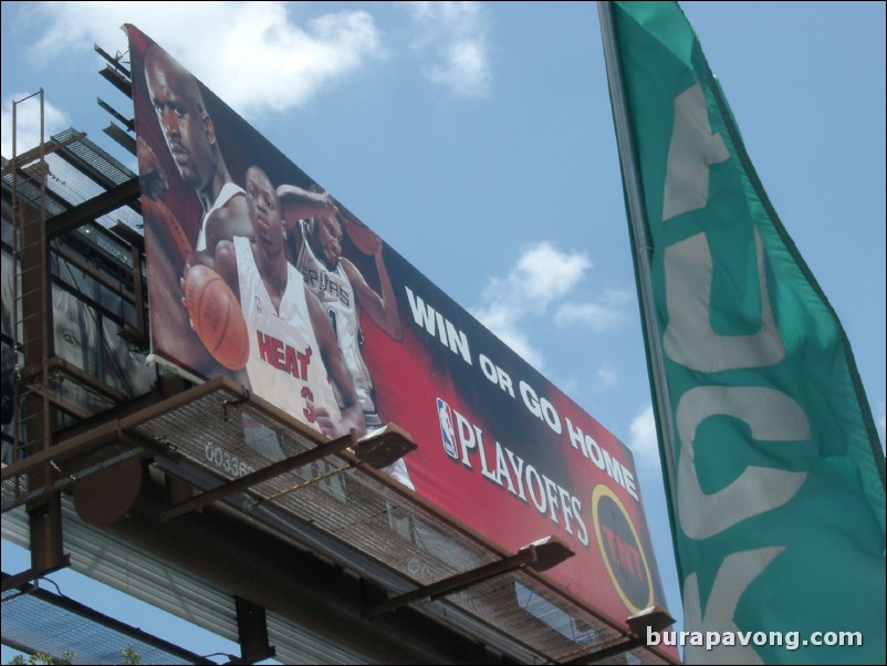 Shaq, D. Wade, and Tim Duncan.