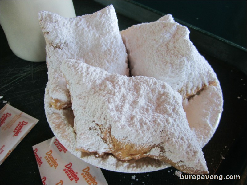 Beignets.