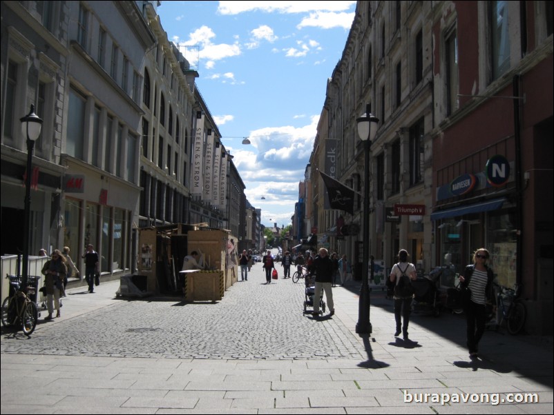 Downtown Oslo and shopping district.