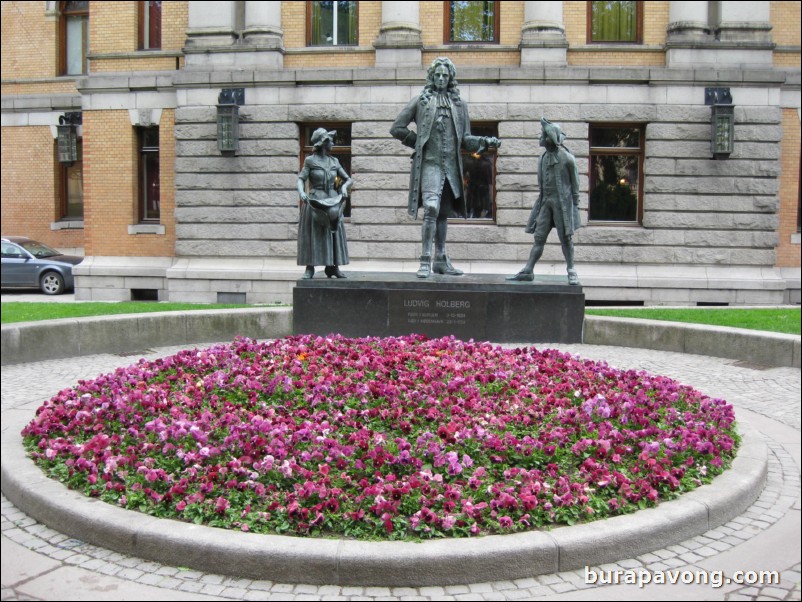 Nationaltheatret, the National Theatre.