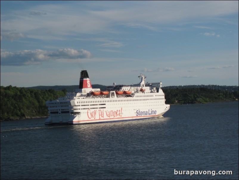 Sailing away from Oslo.