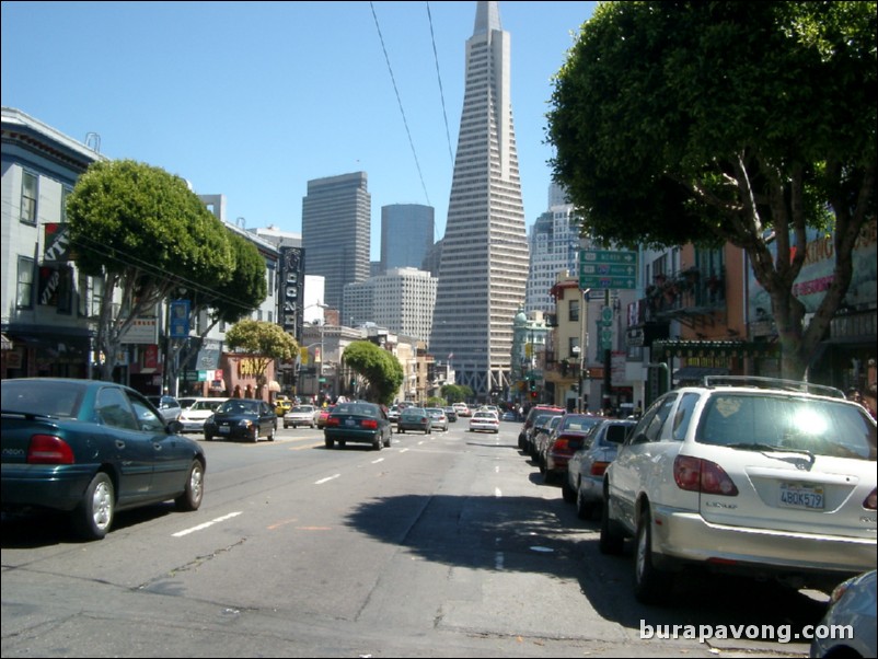 Transamerica building in the distance.