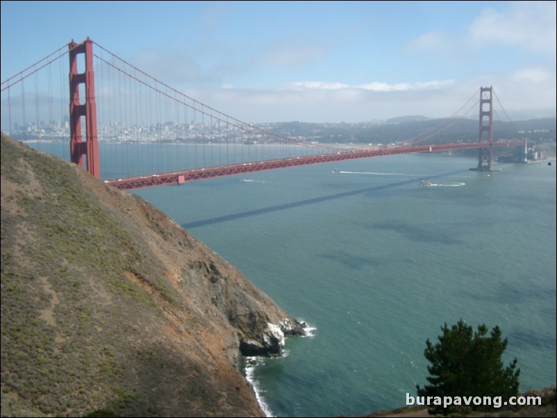 Golden Gate Bridge.