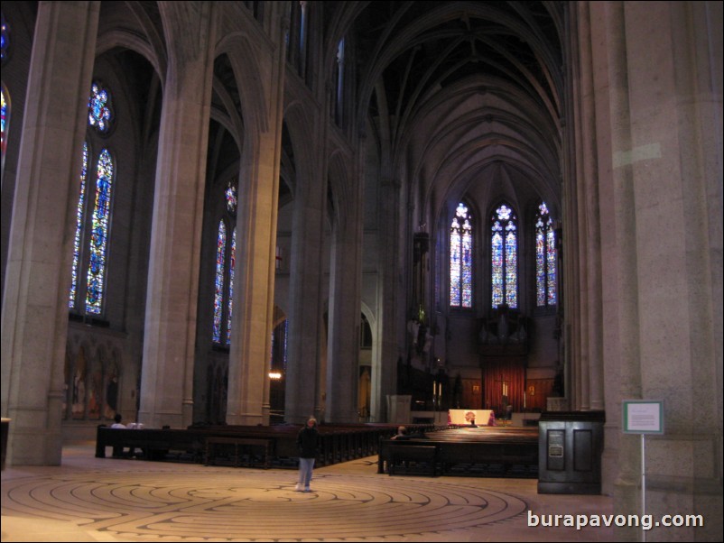 In/around Grace Cathedral.