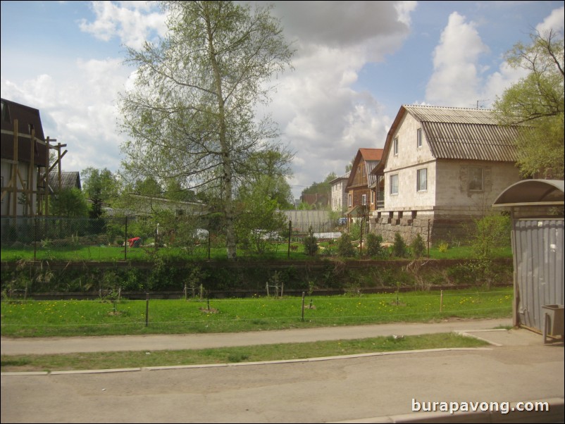 Small neighborhoods spotted along the highway headed towards Peterhof from Pushkin.