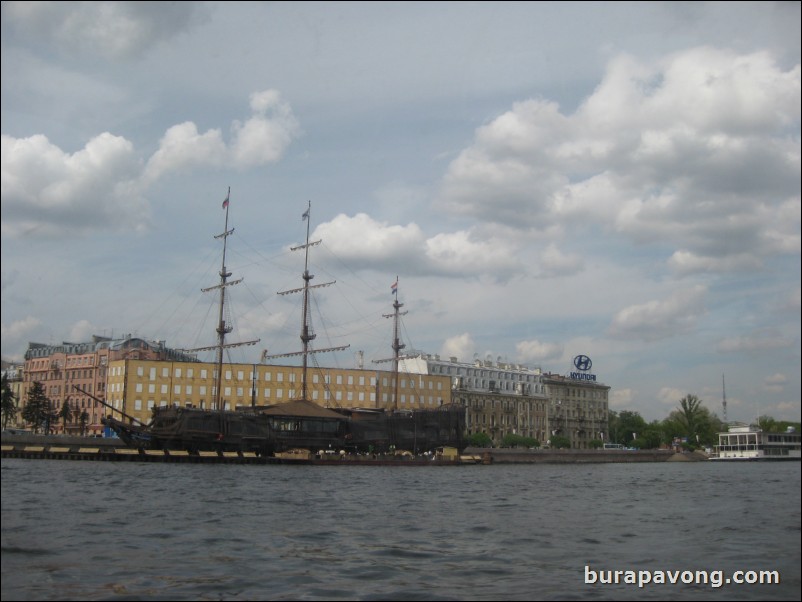 Hydrofoil back to St. Petersburg.